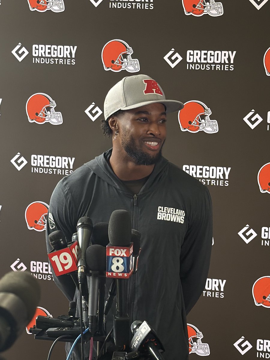 AndrewSiciliano's tweet photo. Denzel Ward is all smiles.

“Happy to get a deal done.”

“I’m a Cleveland guy through and through and this is where I want to be.” https://t.co/AS3m5mnpTZ
