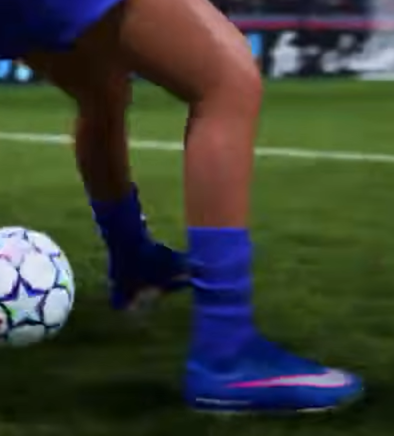 _Z11NE's tweet photo. 🚨 FC 27 | NEWS 🔥

New sock lengths spotted, ULTRA LOW ! 🧦
Customization seems to have been taken even one step further with "The Grounds" open world mode ! https://t.co/dv3stjFscA
