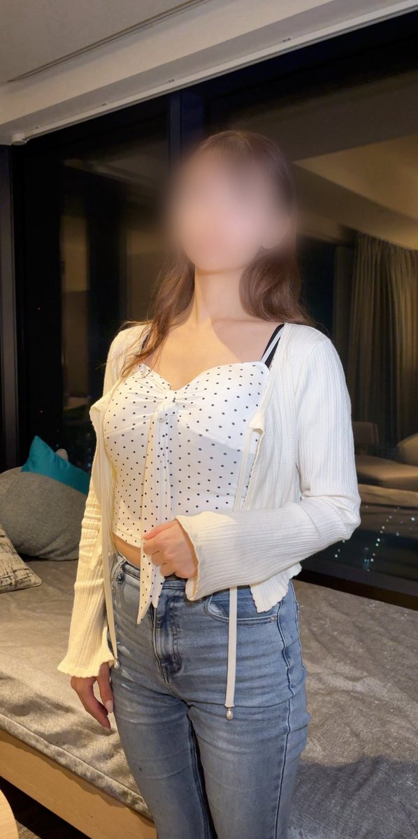 minato___26's tweet photo. 美容系インフルエンサーの爆美女と禁断密会。Gカップのとんでもない巨乳の持ち主でお泊まりで朝までヤリまくった時のやつ。 https://t.co/DbBbovmv9B