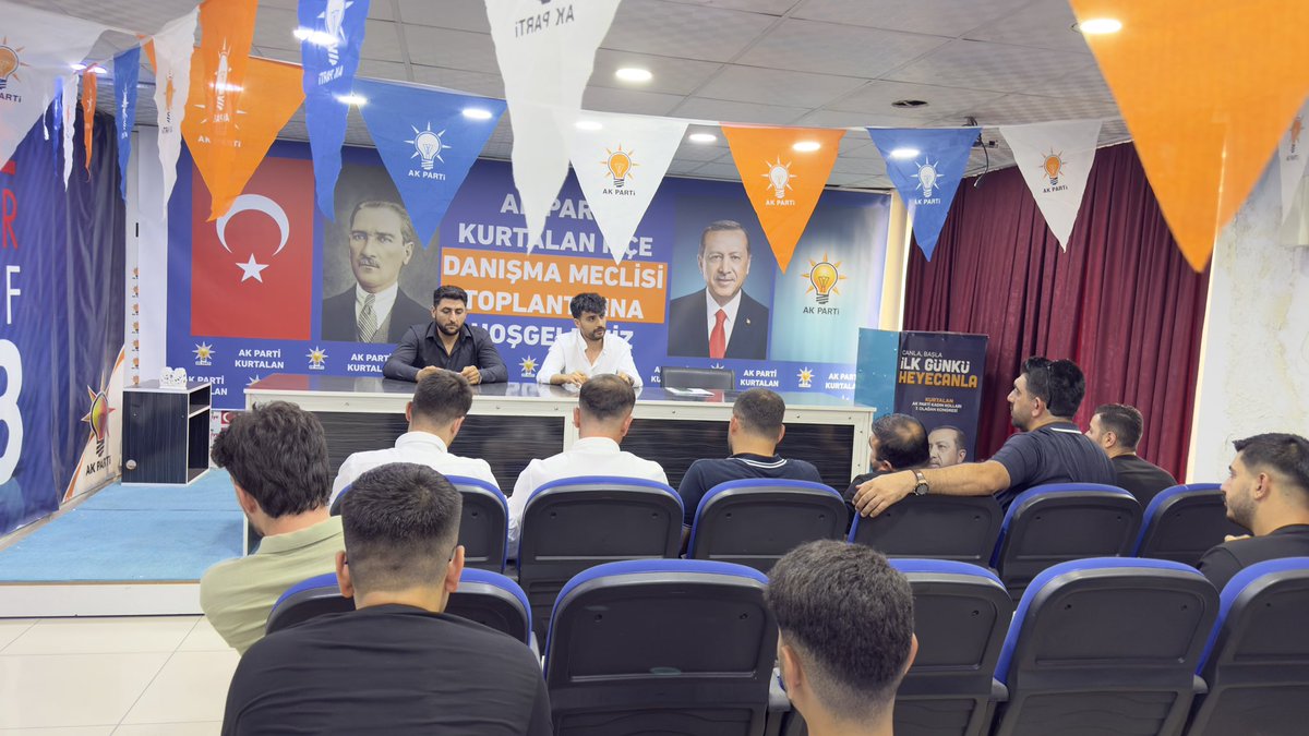 akgencliksiirt's tweet photo. 📍 Kurtalan

İl Gençlik Kolları Başkan Vekilimiz Sn. @musti_yldz başkanlığında, Kurtalan İlçe Gençlik Kolları Başkanımız Sn. Harun Pekedis’in katılımıyla İlçe Gençlik Kolları Yönetim Kurulu Toplantımızı gerçekleştirdik.

Toplantımızın hayırlara vesile olmasını diliyoruz. https://t.co/MilgeYiAvD