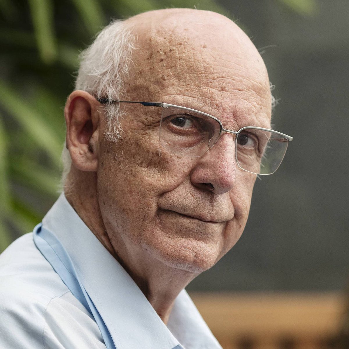 republiqueBRA's tweet photo. ✝️ 💰 Paróquia São Miguel Arcanjo, do Padre Júlio Lancellotti, repassou ao menos R$ 500 mil a entidade presidida por seu assessor, Marcelo Augusto de Sousa e Silva, réu por falsidade ideológica, falsa identidade e falsificação de documento; o religioso diz não saber do histórico criminal de seu braço-direito.