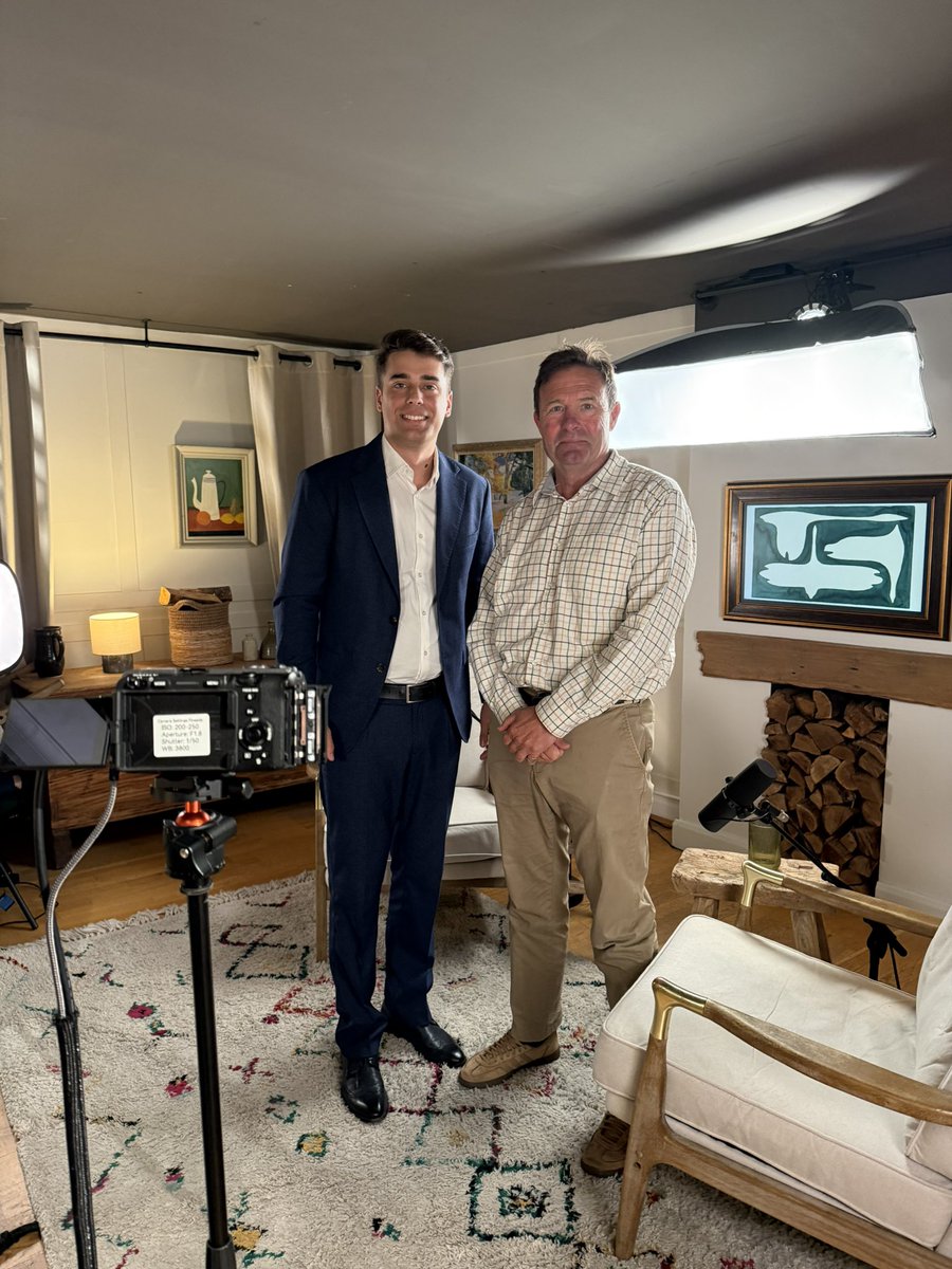 TkieDaniel's tweet photo. It was a great pleasure to meet @HamishDBG in London and record a 90 minute podcast on Ukraine, Russia, US foreign policy and the Middle East. Stay tuned for more! https://t.co/tfRpKRgi5V
