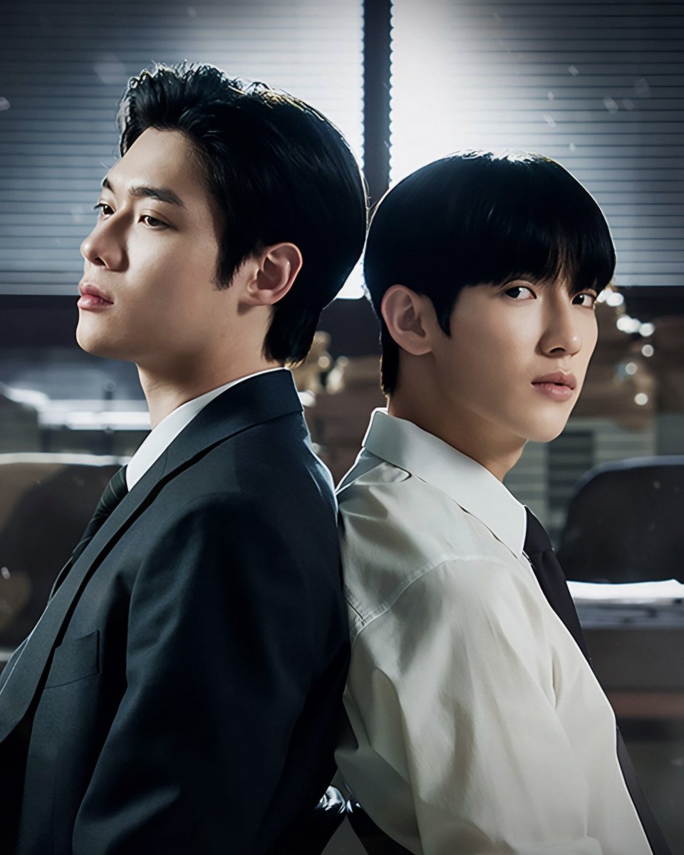 boyslovehub's tweet photo. ‘Payback’ and ‘The Prosecutor’s Proposal’ are currently the most-watched series worldwide on iQIYI. https://t.co/wqPJmu5B0L