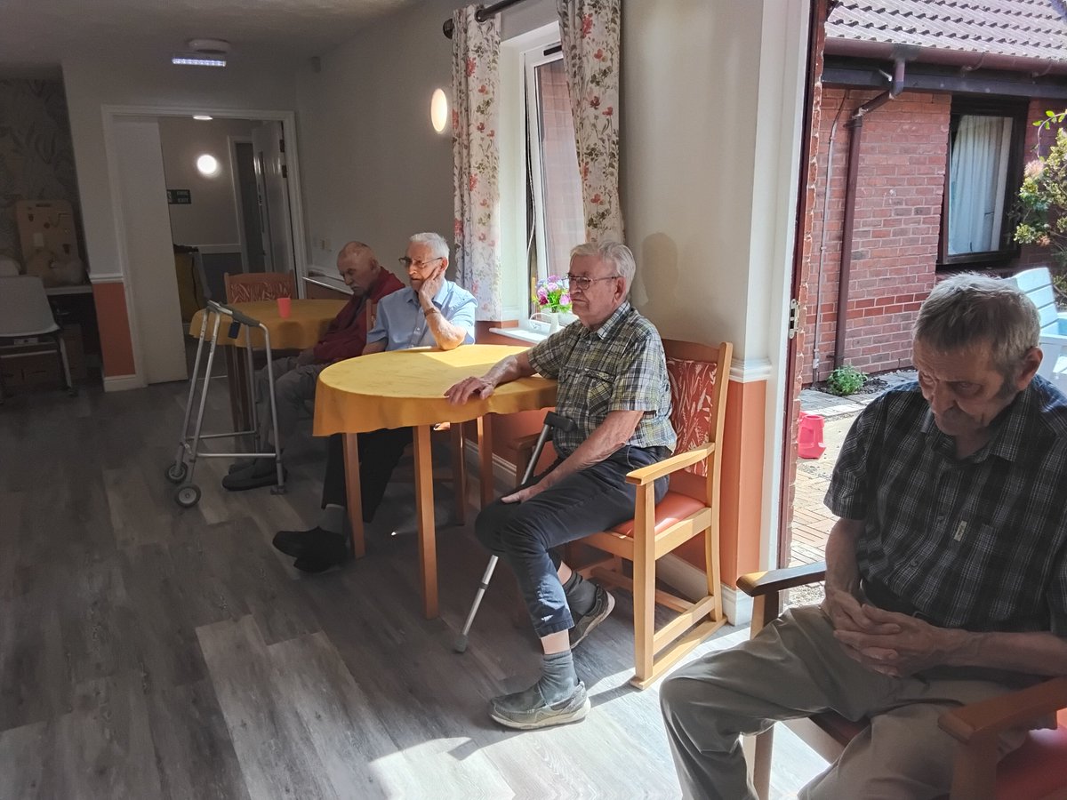 RedHouse44's tweet photo. A morning of reminiscing remembering National Service  #hicaactivities #bridlington #carehome https://t.co/JFqHg8vDT2