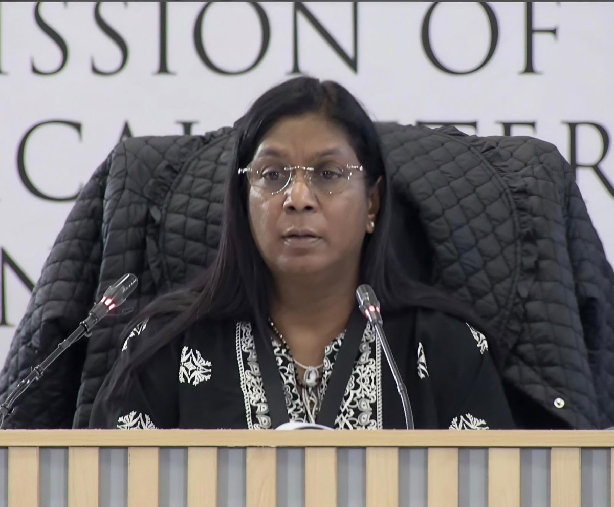 eliotchauke1's tweet photo. Dots are connecting

Julius Malema was against the proposal of having General Khan appear before adhoc committee

When General Sinthumule appeared at the adhoc, Malema said something like she deserves to be National Commissioner

And he said Andrea Johnson is the new Winnie Mandela

Madlanga Commission exposed the friendship of Andrea Johnson, Khan and Sinthumule

1+1=2