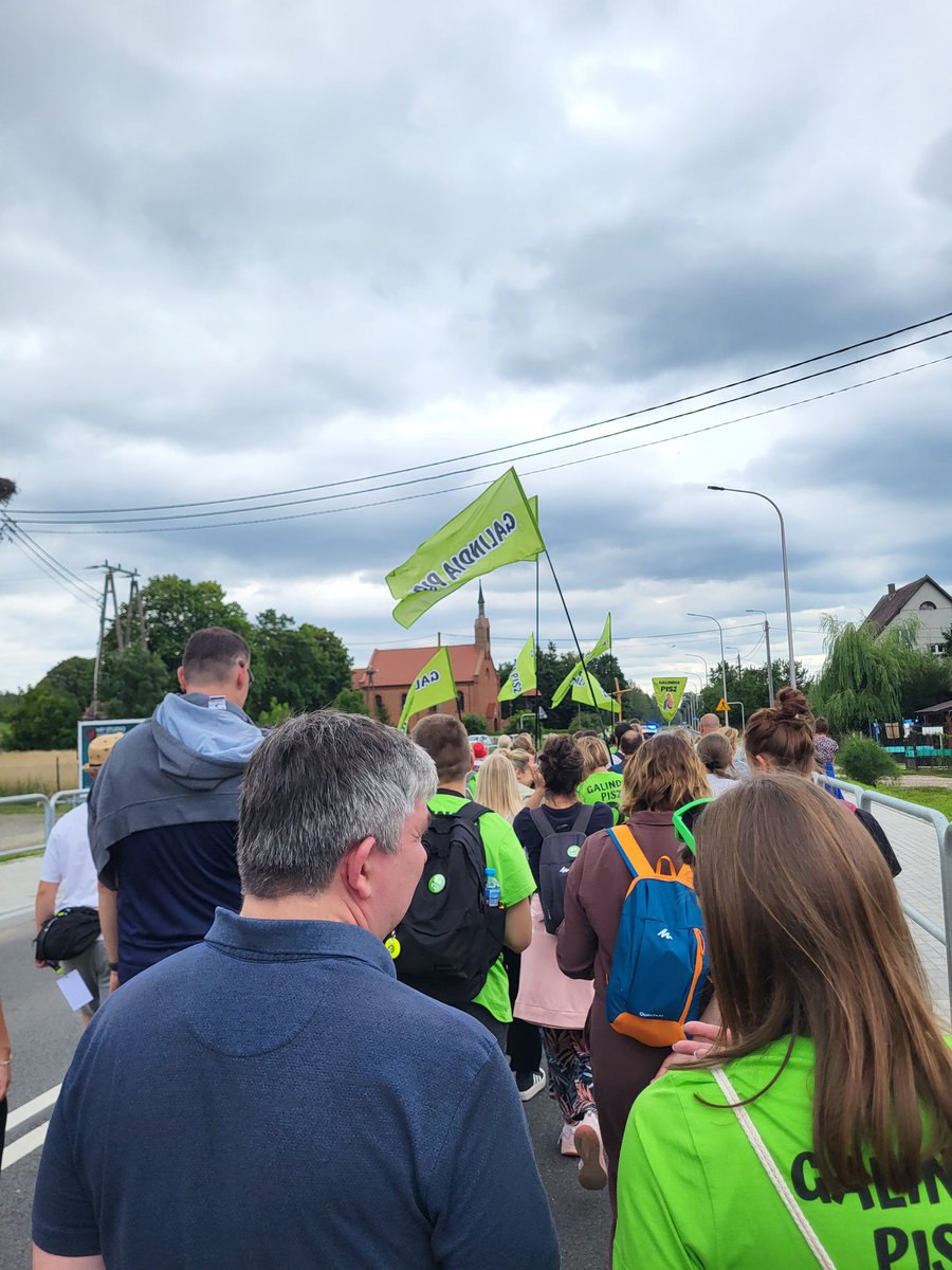 MaleckiJerzy's tweet photo. Ruszyliśmy.  Ełcka Piesza Pielgrzymka na Jasnà górę... https://t.co/8GTjQqwBUh