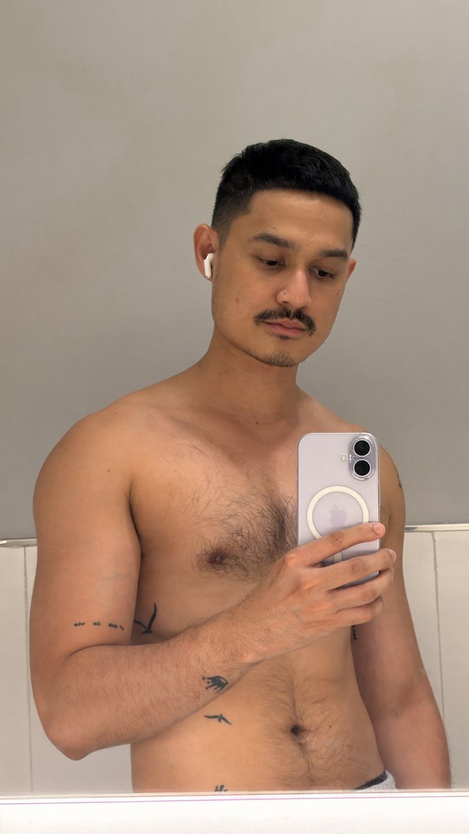 Peeeeeeejjj's tweet photo. https://t.co/GSLYMRWJHO