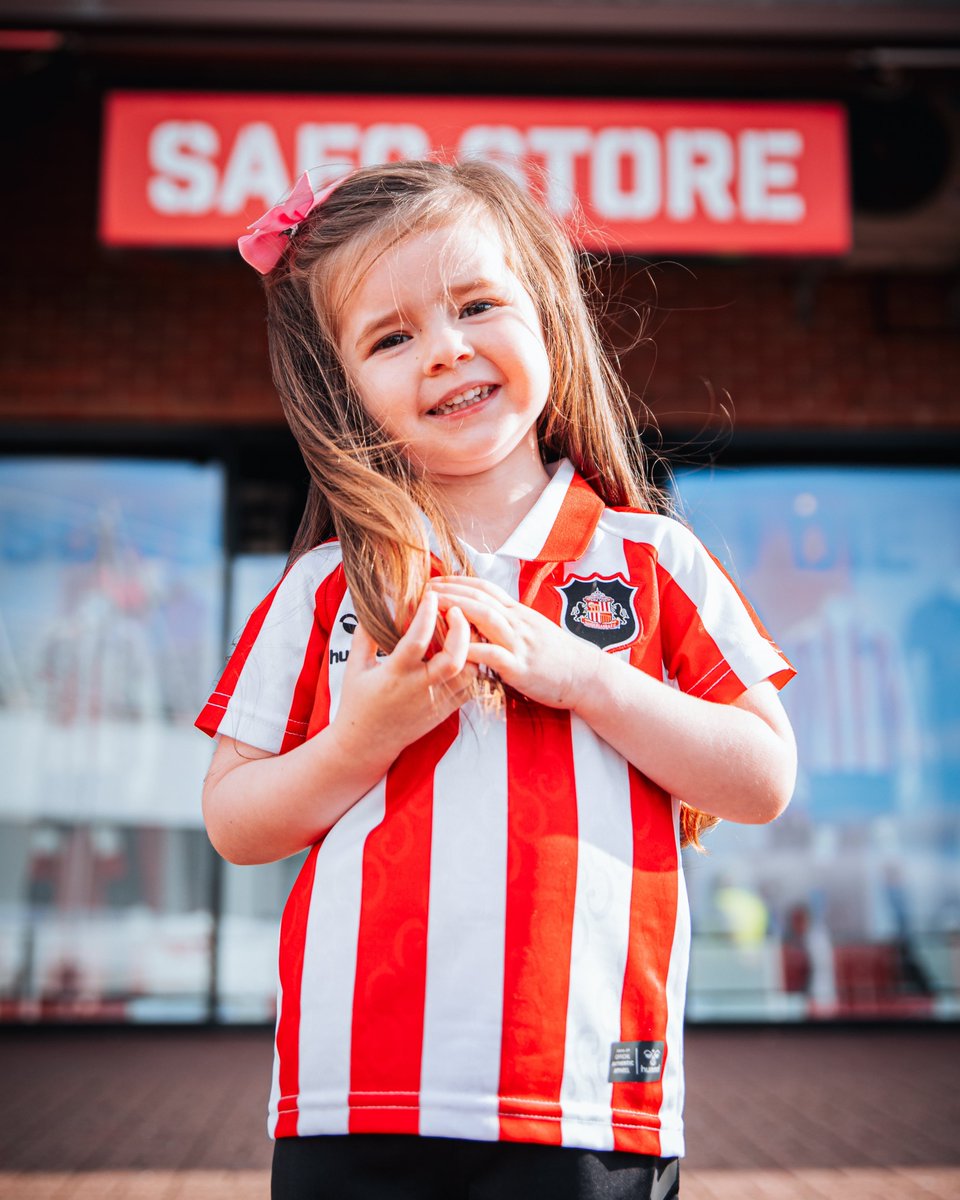 SunderlandAFC's tweet photo. Thank you for joining us at the Stadium Store today ❤️🤍