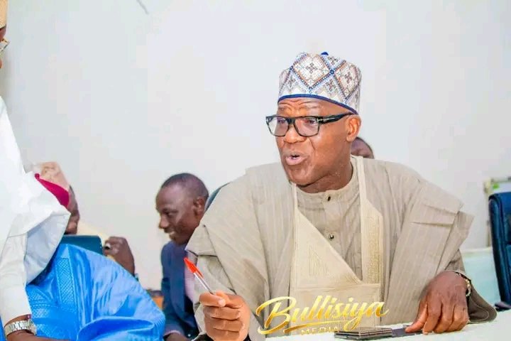 IshayaBundot's tweet photo. Bauchi State APC Reconciliation Committee delivering it's Mandate Chaired By @YakubDogara
Bauchi State @OfficialAPCNg is One Now!
#IAMBATIFIED
#BAUCHIBOY
@officialABAT @SenRemiTinubu @officialSKSM @ProfZulum @CityBoyMedia @YusufTuggar @femigbaja @elbeehalan @NuhuRibadu @nentawe1 https://t.co/9GJOuDbAVM