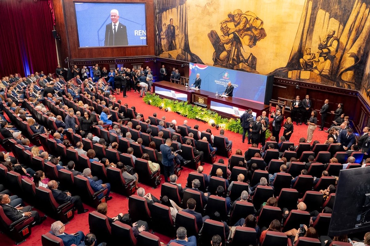 adalgisa0202's tweet photo. Un Senado que legisla, pero también que administra con responsabilidad los recursos públicos. #RicardoRindeCuentas2026 #CongresoRindeCuentas2026 https://t.co/IyFIOPOsZS