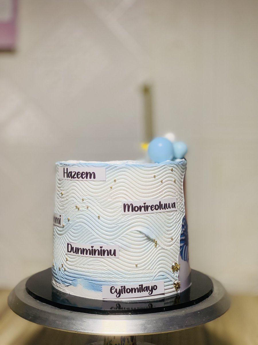 _MayomideOOT's tweet photo. Dear August celebrants…

Do you have any celebration coming up……birthday, office party, wedding, or family get-together and you will be needing a cake, I've got you covered.

Worried about your budget? We can always find a price that works.
Not sure about the design? No problem…..leave that to me, and I'll create something beautiful.

And don't worry about delivery……your cake will arrive safe and in one piece.

For orders or questions, just send a DM or tap the link in my bio.

Wishing you a wonderful August ahead!