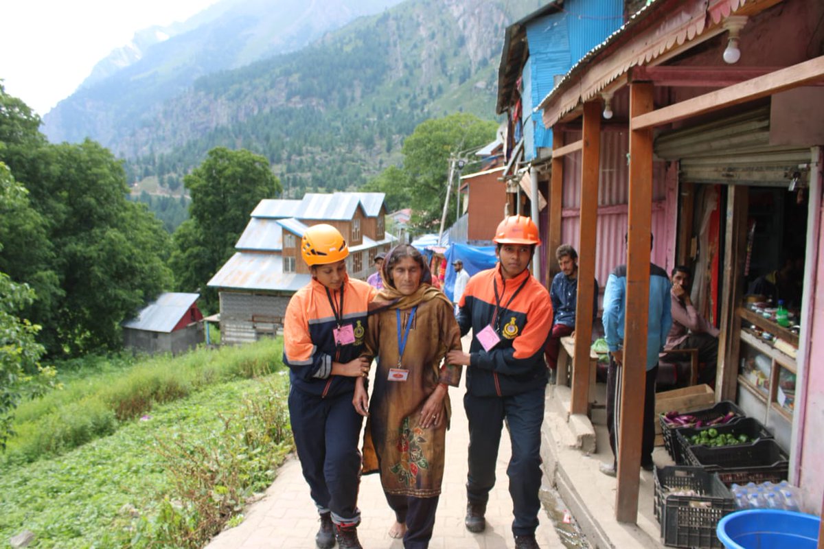 13Bnndrf's tweet photo. #NDRF
#shrimachailmatayatra2026 https://t.co/B55BYZD5se