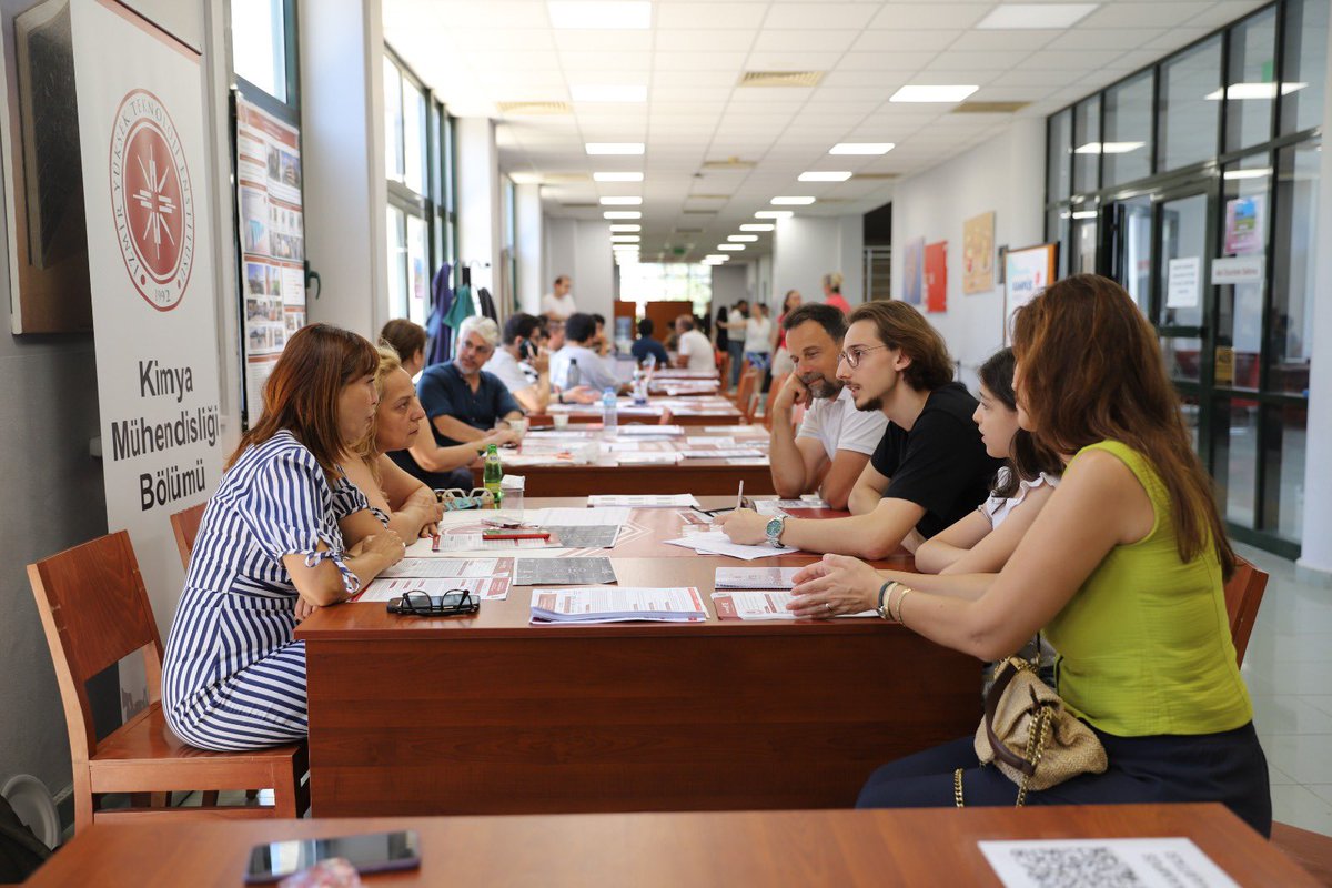 ProfYusufBaran's tweet photo. Akademisyenlerimizden ve öğrencilerimizden birebir destek alabilir, kampüs turumuza katılabilirsin. Doğru tercih için İYTE Kampüsünde buluşalım.
@iyteedutr #geleceğiniçiniyte #iyte #yks #yks2026 #tercihimiyte #iytetercihgünleri https://t.co/xacBUJNJ3Q
