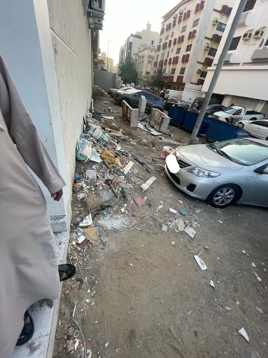 Jeddah_Project's tweet photo. فقرة #تشوه_بصري :

📍 طريق المكرونة 

المشكلة :
كل شيء https://t.co/VeIMDaCZ1A