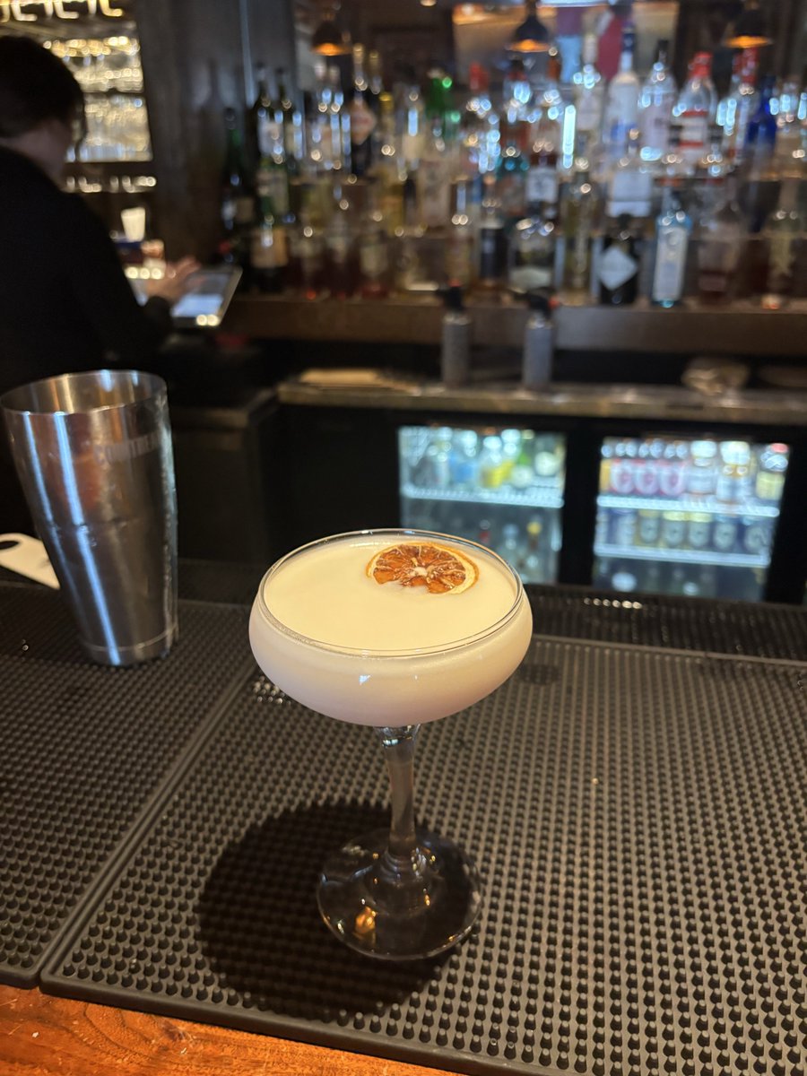 strwbrrykorcake's tweet photo. had yummy drinks and food with a friend yesterday https://t.co/GMgQ5TiRcC