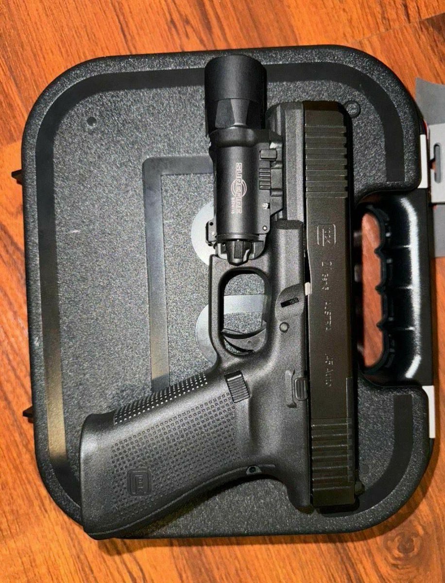 Glockpartsacces's tweet photo. Glock going for…⚡️

500  each https://t.co/JjwZJLFxSy