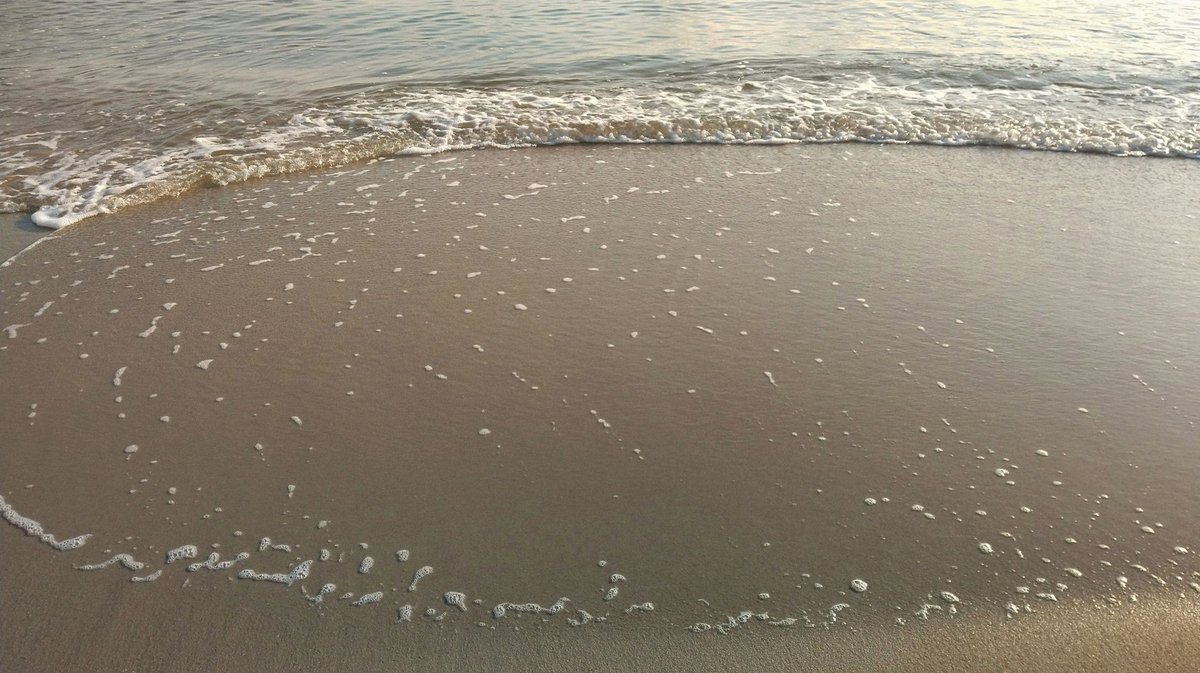 Kazdid's tweet photo. さっき知ったのですが９月に5連休があるのね！やったぜ！！ でも残暑が厳しい時期だ🤣 https://t.co/aZZ9qrAzhY