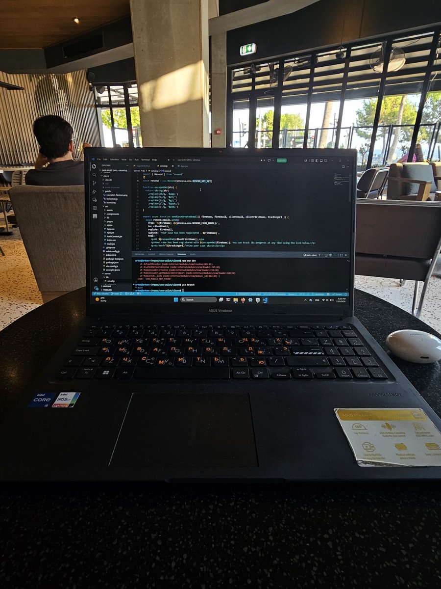 Artem Builds🚀 tweet media