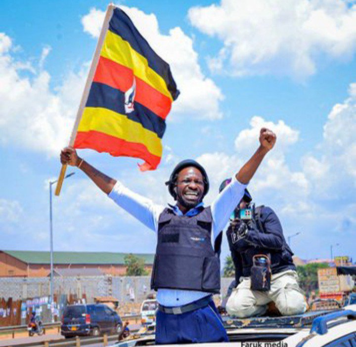 Kiwanuka1234's tweet photo. @HEBobiwine This is the hope of Uganda 🇺🇬 
May it not die! https://t.co/CPO5UHPeDd