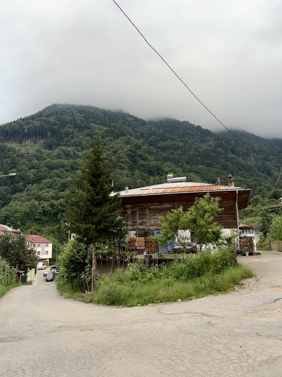 Attila1283's tweet photo. 📍 Ataköy - Çaykara /Trabzon https://t.co/UooGhFgT6r