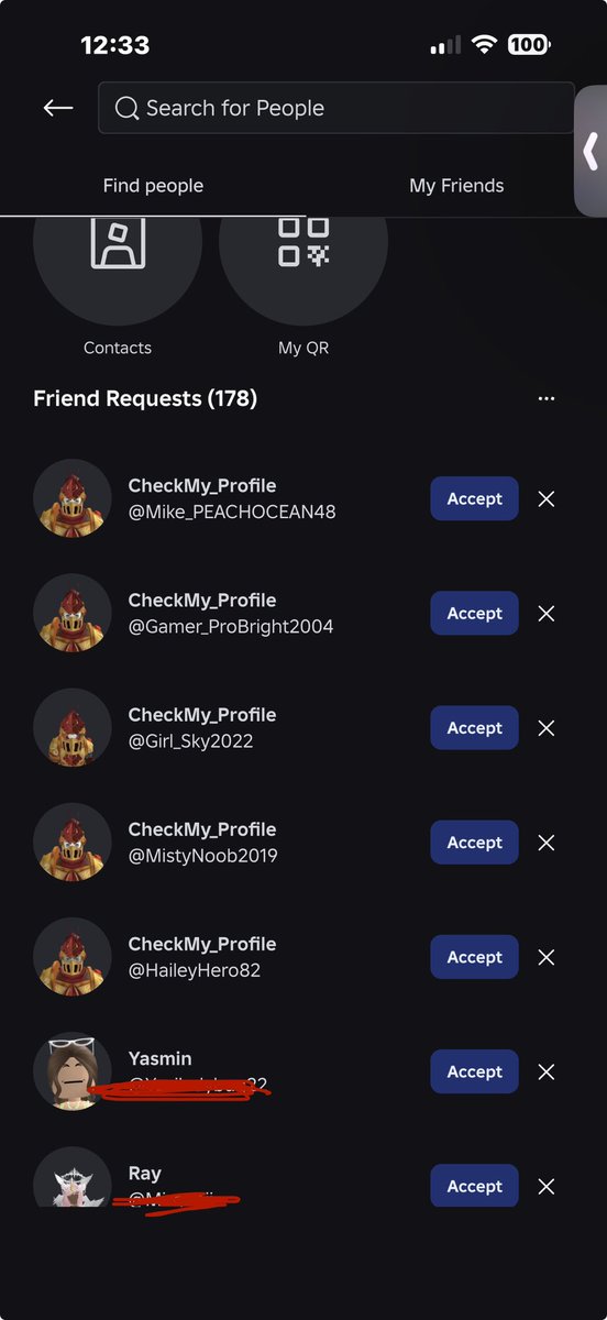 RoyaleSyna's tweet photo. Uhm.. I just woke up and saw multiple people had added me.. clicked and saw this

Should I be scared..?? https://t.co/76APP4qAGk