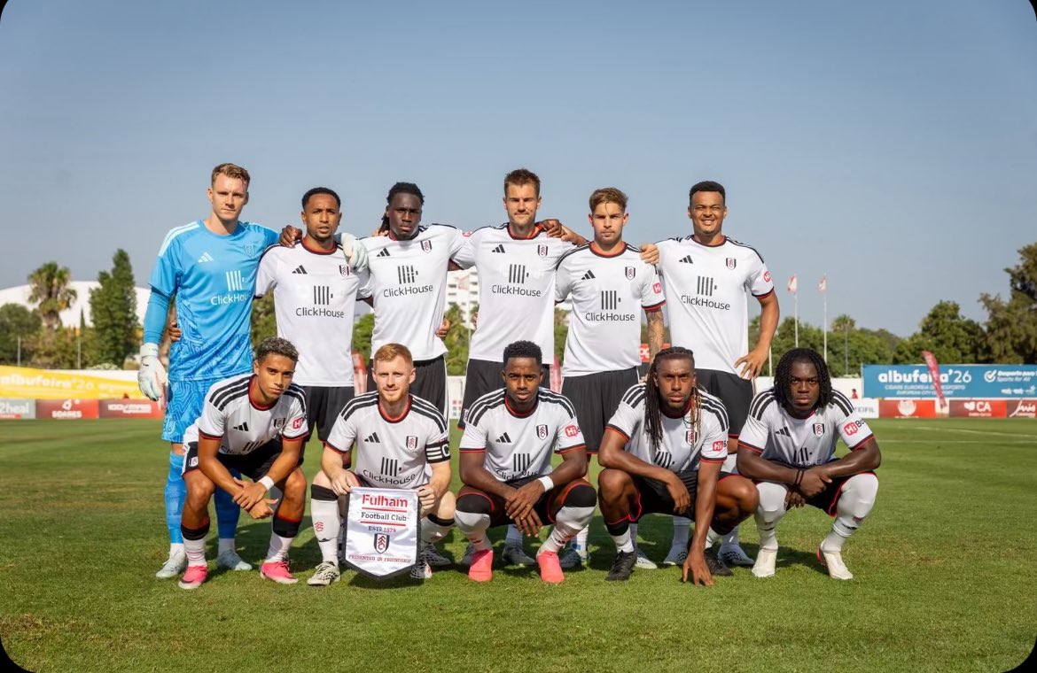 JoueursCMR's tweet photo. Macauley Zepa était titulaire hier avec Fulham lors du match amical face à Al Ahli. 

Notre lion u23 semble gagner la confiance d’Arbeloa, il a été titularisé lors de ce match qui s’est fini par un match nul 1-1.💪🏾⚡️ https://t.co/uhoxOetVJR