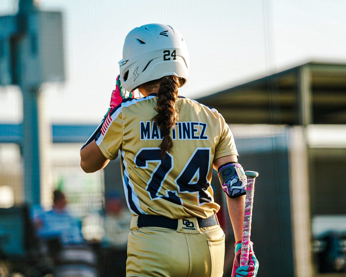 leylamartinez24's tweet photo. ⭐️12u is now officially over. I battled all season and I’m happy with how I finished the year. In the last 3 tourneys I went .488 BA, 1.4215 OPS with a fielding avg of .900. There is always room for growth and improvement which is why I will continue to grind everyday to become a better player and person. ⭐️

Thank you for everyone that stood behind me all season. ❤️ 

Onto 14u!!! Excited for new challenges!! 

@jimdonovan45 @angg_zedakk_9 @coach_ruechel @bville_BSF @DesimoneNicky @SantiagoJolee @maia_pietrzak @HubInfieldAcad 

@LineDsoftball @D1Softball @los_stuff @ExtraInningSB @IHartFastpitch @SBRRetweets @LegacyLegendsS1 @coastrecruits @msptakeover @maxpreps @ondecksoftball @tagupsoftball @magicgoldsb @prepsoftball @cartermic4 @kaylalombardo11
