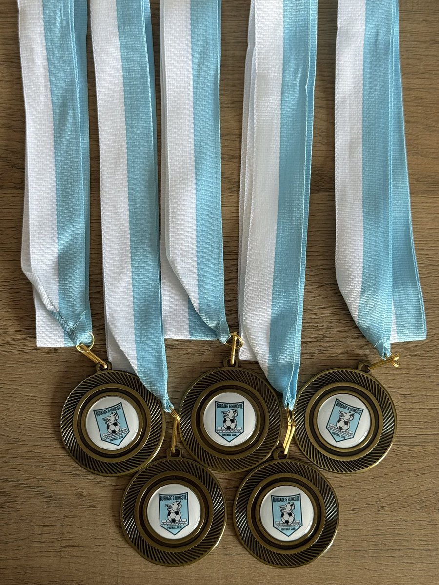 BurbageHunJnrs's tweet photo. ⚽️ Join us August Bank Holiday for the Burbage &amp; Huncote Juniors Round Robin!

🗓️ 31 Aug | 🕥 10:30am
📍 Huncote Sports &amp; Social Club

🏅 Player Medals 🏆 Winners Trophy
🍔 BBQ | 🍺 Bar | 🏰 Bouncy Castle
🎟️ £2 spectator entry

Come along &amp; support grassroots football! 🩵
#UTBHJ https://t.co/OqOMf7hOwi