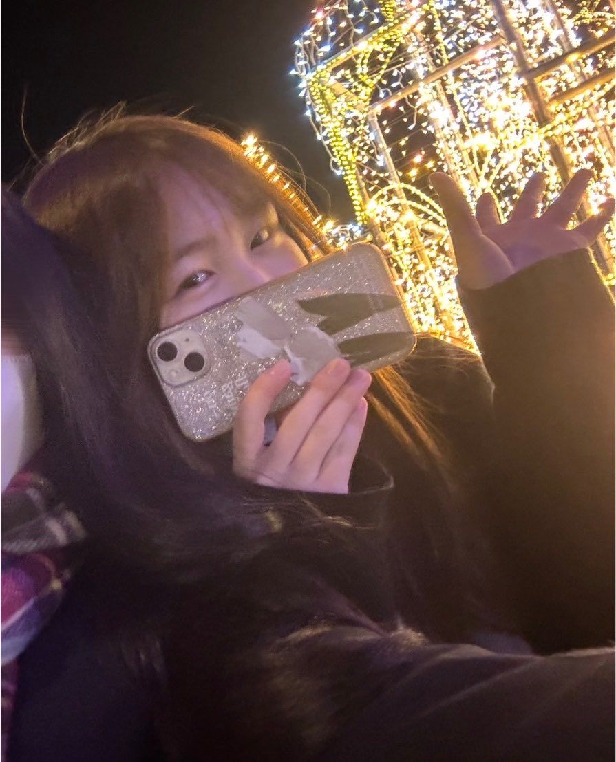 orin_dog's tweet photo. 《 自己紹介 》
初めまして！おりんです！
高校2年生でダンスの部活に毎日追われている人です🫠
低浮上だけど毎日Xは開いてます👊🏻

返信やいいね来たらめっちゃ喜ぶよ🫣💖
是非仲良くしてくれると嬉しいです！
多分ダンス投稿するかな🤔

 #適当なことしかリプしないけど仲良くしてくれる人常時募集 https://t.co/S9SvwhemTE