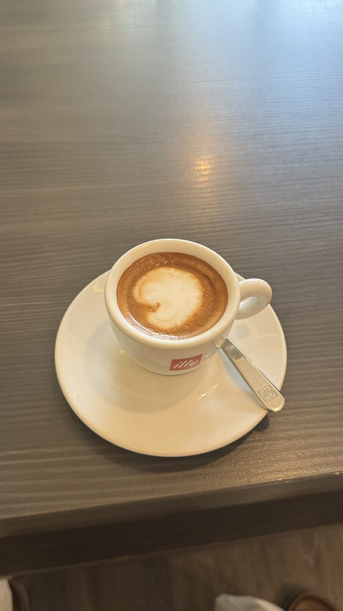 exocoetidaes's tweet photo. @ulanburki Un caffè macchiato https://t.co/8Od6NUFsA0