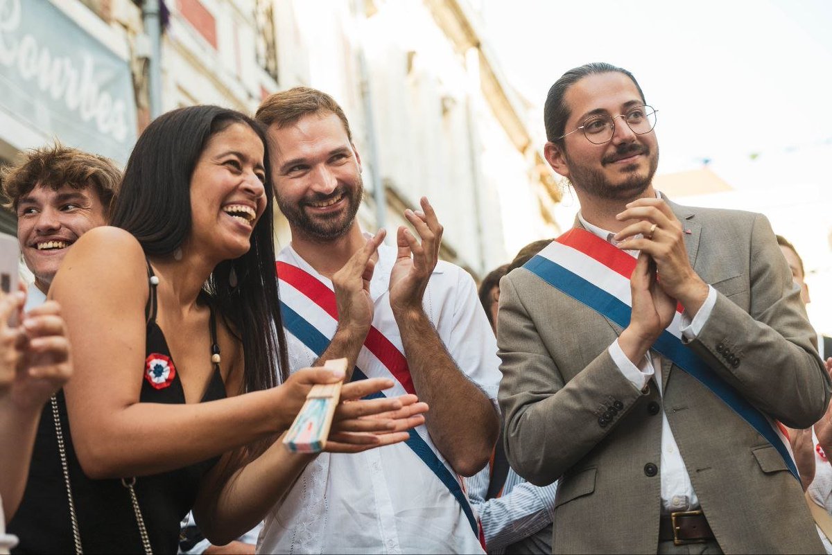 Aurelien_Le_Coq's tweet photo. « Nul homme n’a le droit d’entasser des monceaux de blé à côté de son semblable qui meurt de faim » Maximilien Robespierre.

Hommage à Robespierre, à Arras, aux côtés de @ALeaument @Ugobernalicis @ZahiaHamdane et @L_Addouche ce mardi 28 juillet. 

Que vive la République sociale ! https://t.co/FXljtrfYTR