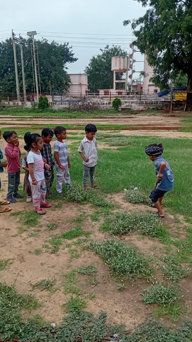 DCPSEMAHSANA's tweet photo. આજે ધટક કુકરવાડામા ગુરૂ પૂર્ણિમા ની ઉજવણી તથા પૂર્વ પ્રાથમિક શિક્ષણ આપવામા આવ્યુ. 
#PA_PA_PAGLI
#ICDS_Mehsana #WCD 
@ddo_mehsana
@CollectorMeh 
@manisha_vakil
@CMOGuj
@WCDGujarat  @MinistryWCD https://t.co/e9uDC1VSNc