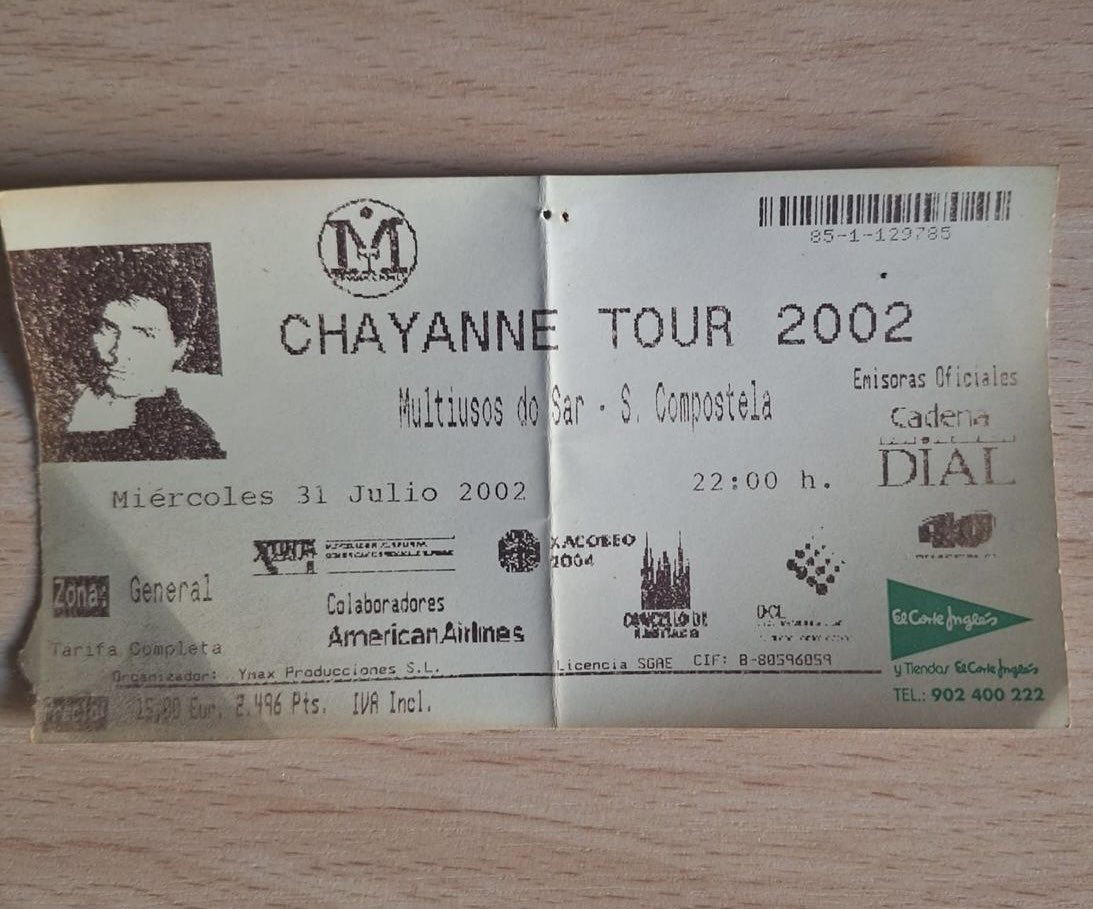 CatuxaVigo's tweet photo. @CHAYANNEMUSIC Hace 24 años te vimos en Santiago (Tour 2002) y aún conservamos la entrada. Mañana iremos a hacer cola para la entrada libre en Vigo porque nos quedamos sin entradas. ¿Hay alguna posibilidad de que nos ayudes a conseguir unas? ❤️🙏 https://t.co/fwWLkMu6JF