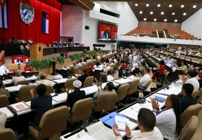Colina_CTCuba's tweet photo. 🇨🇺Sesiona desde este miércoles la Séptima Sesión Ordinaria de la @AsambleaCuba espacio de debate de temas medulares que transversalizan la vida del país.

#CubaLegisla https://t.co/lBatmrIovO