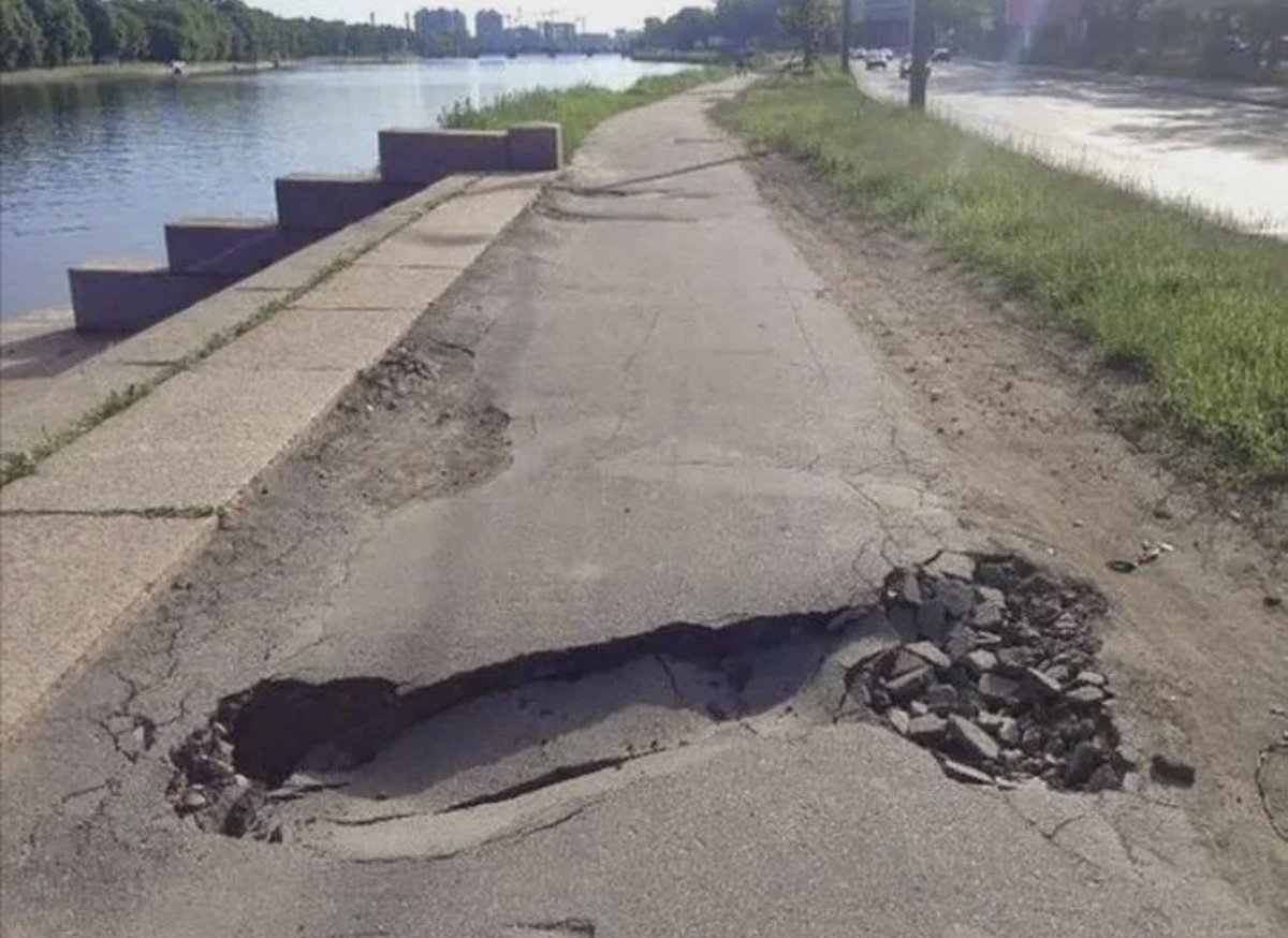 _guapz's tweet photo. Last Time I Fell Off My Bike https://t.co/3tia3CFD4V