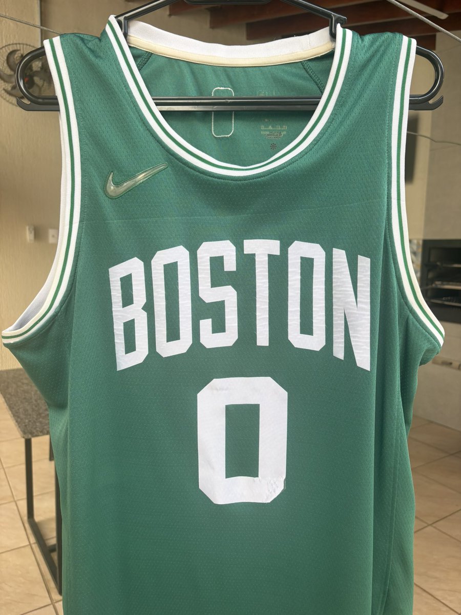 BKLnetsbr's tweet photo. 🏀 Camisa Jayson Tatum – Boston Celtics
Edição Especial 75 Anos da NBA (Icon Edition)

💰 R$ 130,00

• Modelo primeira linha
• Pouquíssimo uso, em excelente estado
• Ótimo acabamento e qualidade
• Pronta para entrega

Interessados, só chamar no direct! https://t.co/tGbg9UqlzO