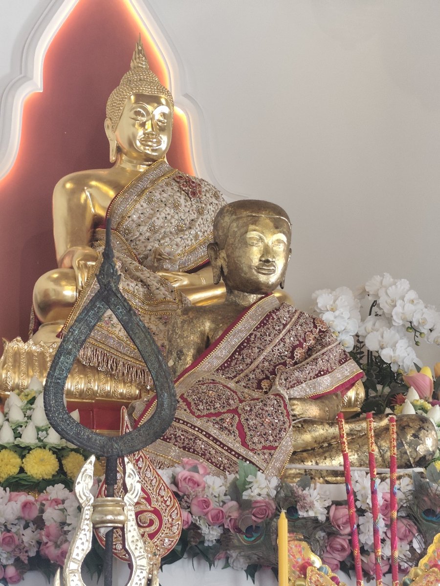 xihavenofeeling's tweet photo. วัดศาลาปูนวรวิหาร อยุธยา (หลวงพ่อแขนลาย)
เคยไป2-3ปีที่แล้วครั้งแรก พระที่นั่นบอกไม่ต้องบนนะ มันจะลำบากตัวเองตามแก้ ไหว้ขอพรเอาก็พอ (ซึ่งรู้สึกดีมากที่พระบอกแบบนี้55) เลยขอพรให้แฟนกับตัวเองเรื่องงาน ได้สมหวังทั้งคู่ (เราเองก็ตั้งใจสุดๆด้วยแหละ) เห็นว่าวัด 300-500 ปีแล้ว https://t.co/aMFL2bt5ZK