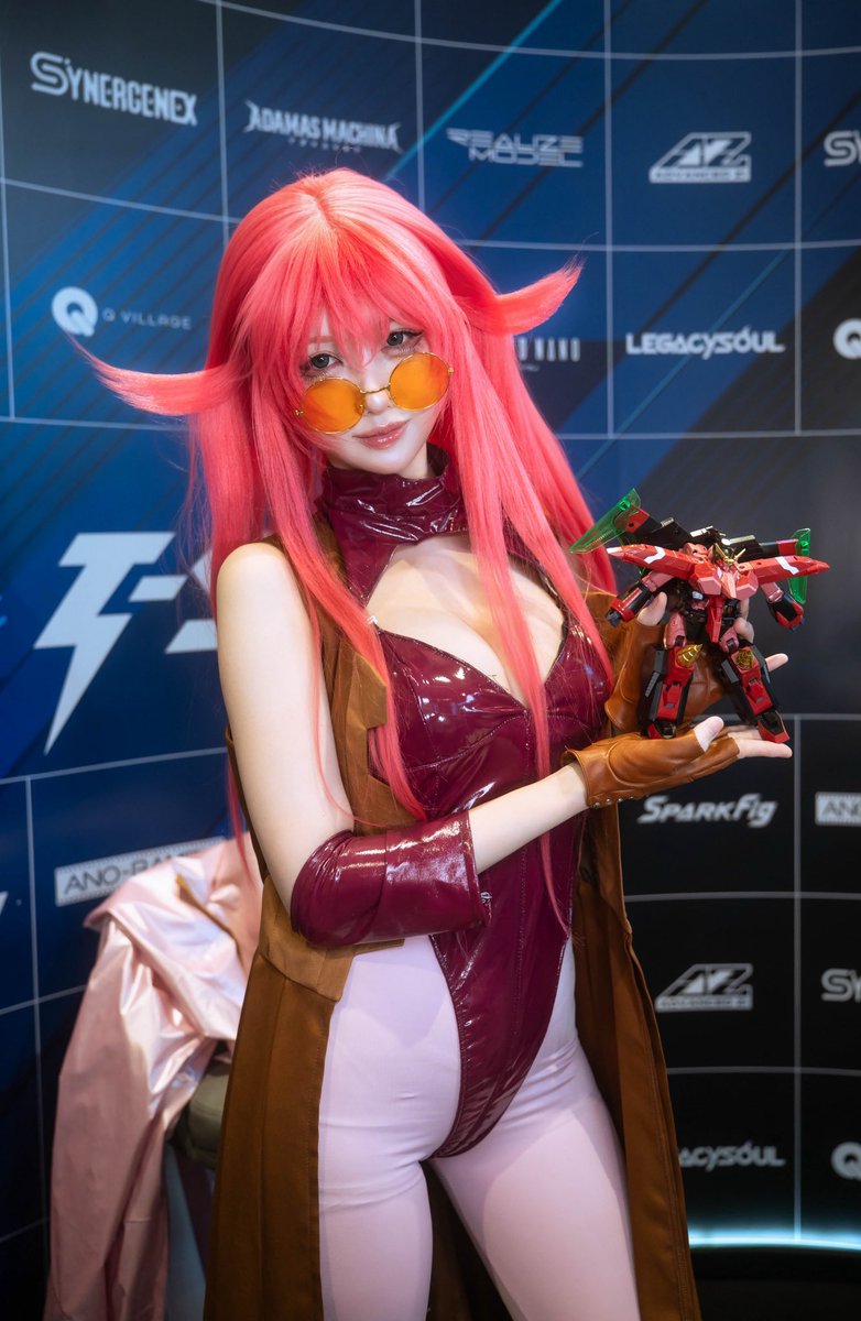 ExzeliaP's tweet photo. リネ
#勇者王ガオガイガー #勇者王 #コスプレ https://t.co/ao4ydY2MKm