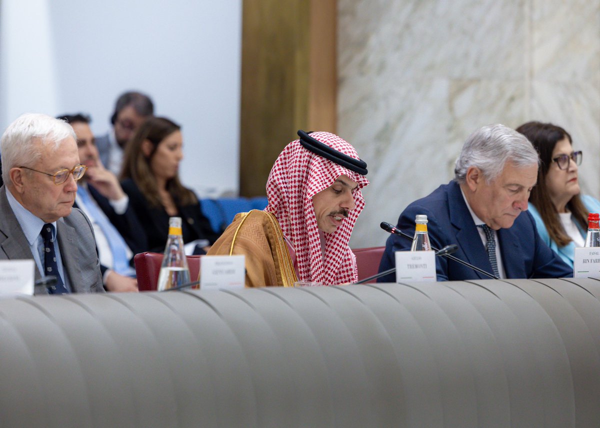 KSAMOFA's tweet photo. #روما | سمو وزير الخارجية الأمير #فيصل_بن_فرحان @FaisalbinFarhan يشارك في الاجتماع رفيع المستوى للحوار بين الأديان في روما. 

🔗 https://t.co/d07w26hRNO https://t.co/aCz3tz9kCl
