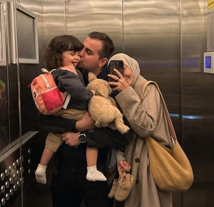 abdelazimXo's tweet photo. أتمنى يكون نصيبي الحلو متشالي في بيت هادي وأسرة سويّة وذرية صالحة وحياة بسيطة ") https://t.co/DRFeEDvi2g
