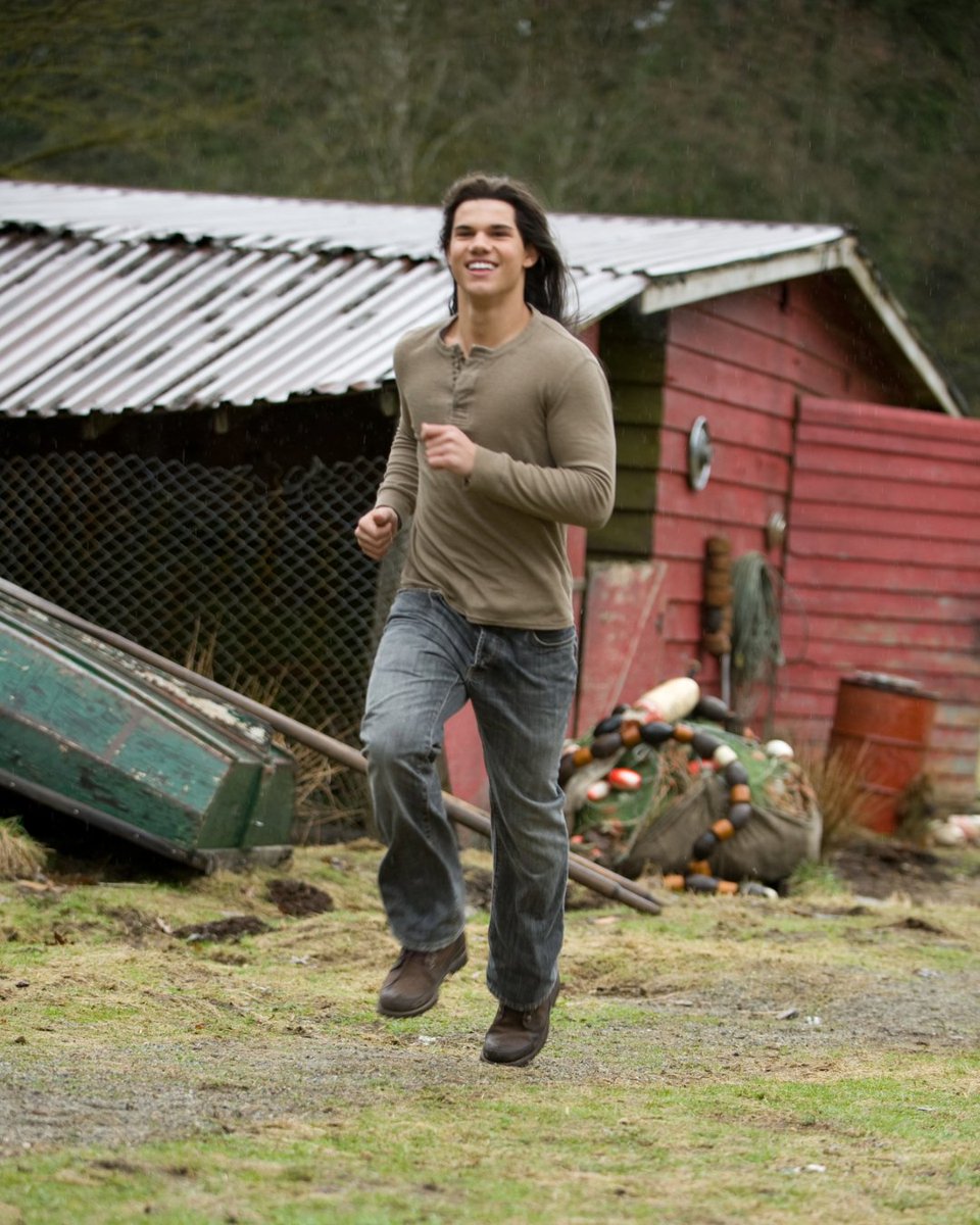 Twilight's tweet photo. fill in the blank https://t.co/QjpPK3q1uw