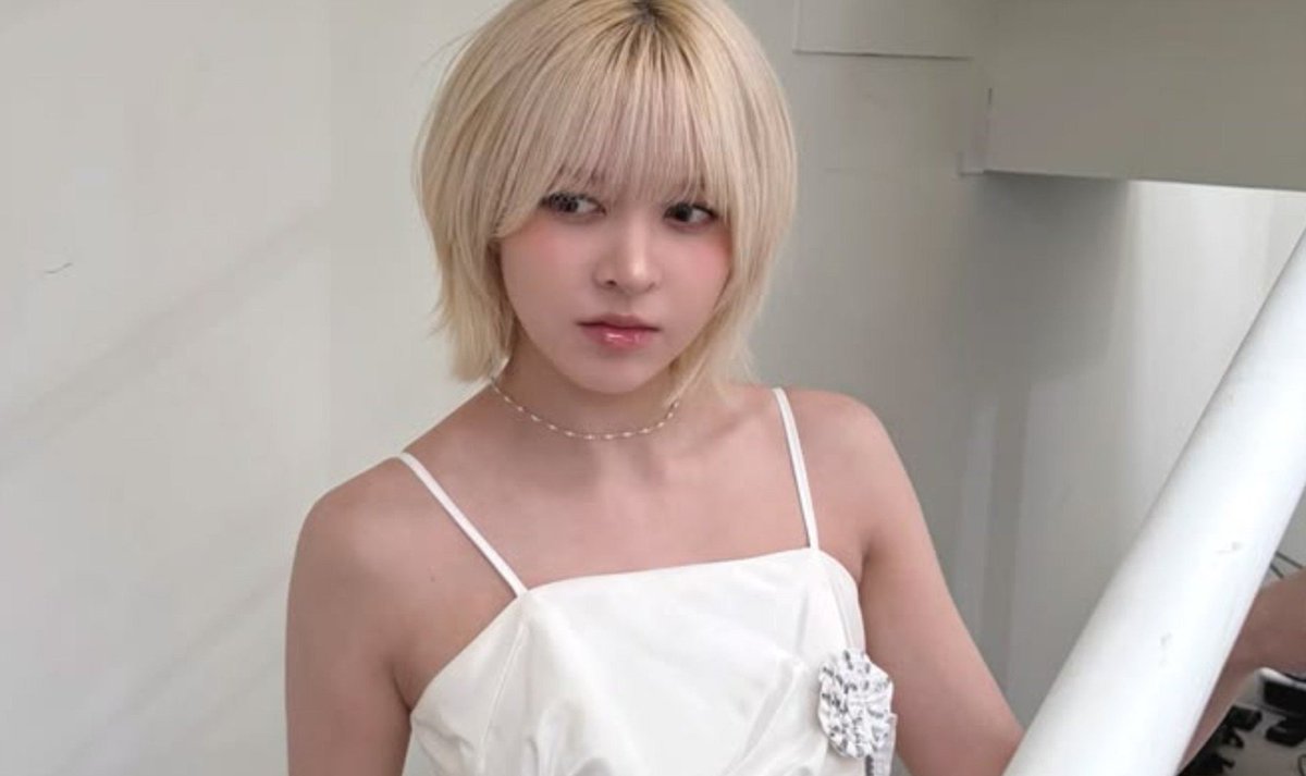 soljangz's tweet photo. coffee stain on a white lace dress 
( #haely age gap au )

small teaser: you’ll be seeing soljjangahz poly pop up as side characters in the upcoming chapters 💘

🔗https://t.co/Hz0DSPMWvU https://t.co/Demwmu0iZk