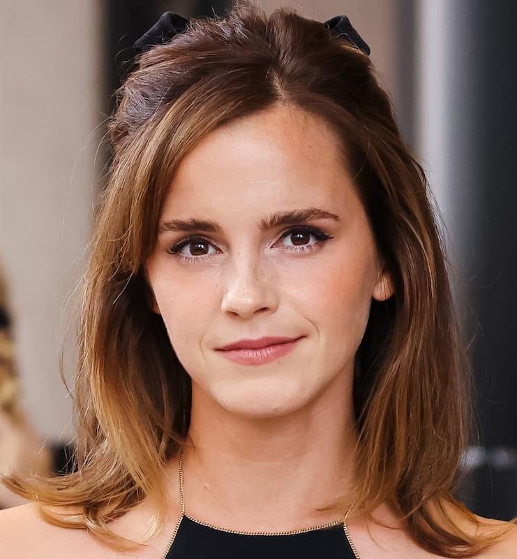 TheStarletCo's tweet photo. Emma Watson ✨

A timeless actress and style icon known for her elegance, talent, and inspiring journey beyond the screen.

#EmmaWatson #CelebrityStyle #Hollywood https://t.co/UTiTDtvpxn