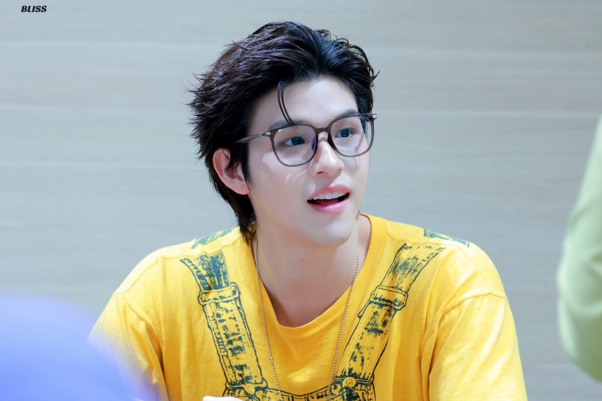 Bliss_SkyNani's tweet photo. 20260729 : GMMTV Fan Sign 

น้องสกาย 3 ขวบบบบ~🩵🩵

SKYNANI SMYLENEONA FANSIGN
#งานมหกรรมนิยายนานาชาติ2026xSkyNani
#skywongravee @skywongraveee https://t.co/En3NQ06gST