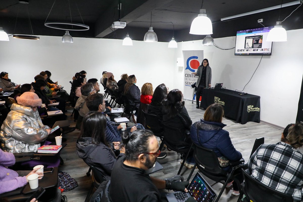 MuniLaFlorida's tweet photo. Impulsando el crecimiento digital de nuestros emprendedores.

Con una gran participación se está desarrolló la Charla de Marketing y Comercio Digital para Emprendedores, realizada junto al Centro de Negocios SERCOTEC La Florida.

La Florida, #CadaVezMejor 💚 https://t.co/XNAVXrsxnq