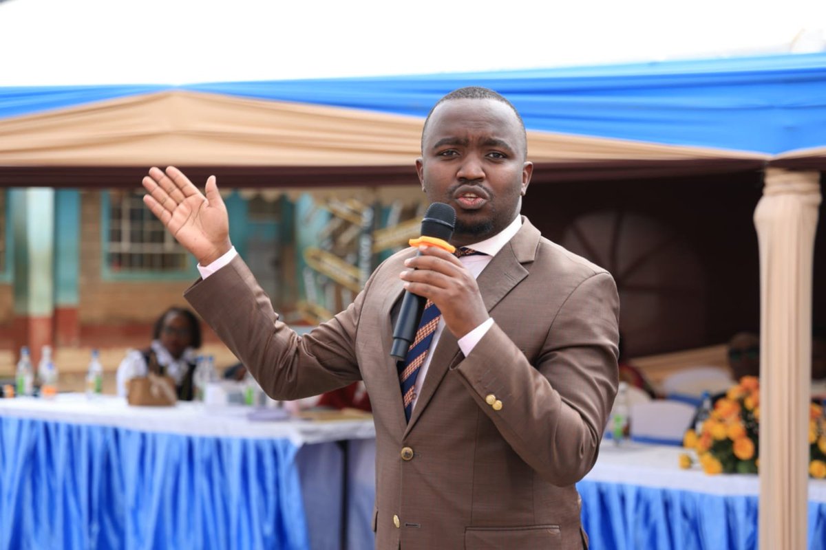 MainaKarobia's tweet photo. We were privileged to preside over the Prize Giving Day at Broadway High School, Thika Town, recognizing the hard work, discipline, and achievements of our learners. Every award is a reminder that education remains the foundation of a stronger future. https://t.co/f5ILPXNI6H