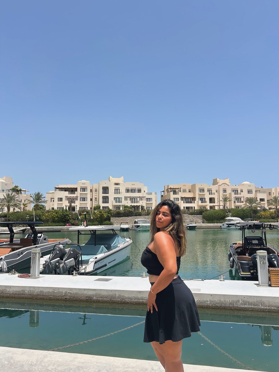 NadrAshq12244's tweet photo. اللبوة الشرموطة المتناكة بنت الصليب مريم نبيل 🔥🔥🔥💣💣💋💋💋 https://t.co/TnI25PSieT