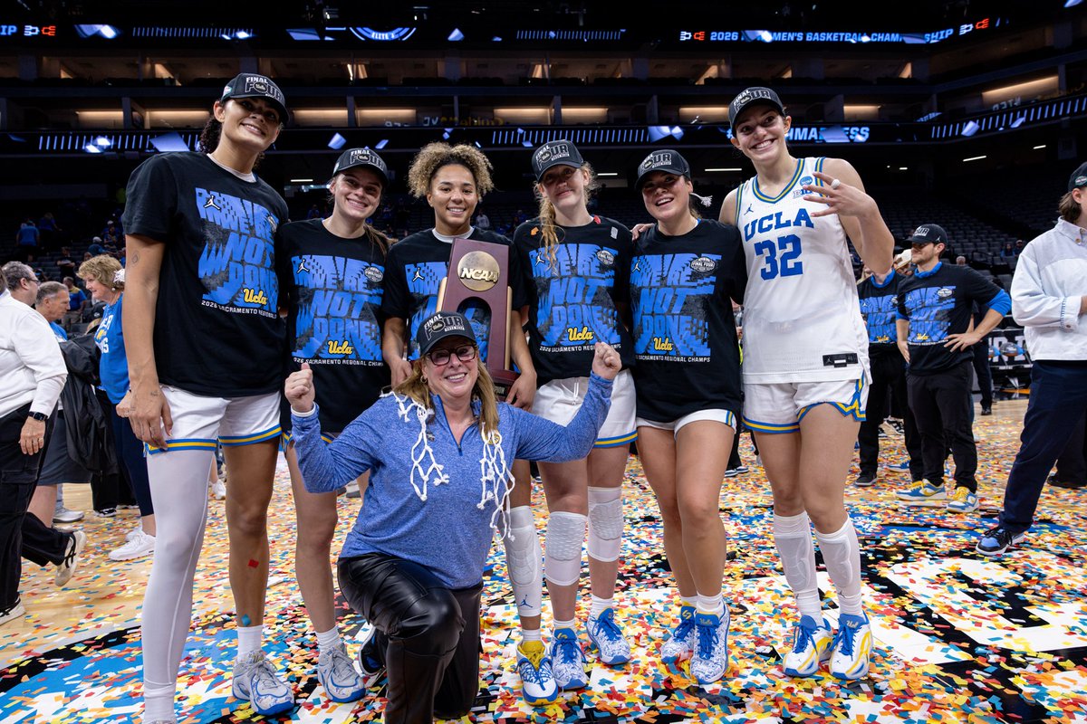 UCLAWBB's tweet photo. Happy birthday, @CoachCoriClose! 🎉🎂🥳

Our uncommon leader! Thank you for showing us how to always do things the right way. Your passion for this program and these young women is unmatched, and we’re grateful to call you our coach! https://t.co/zMhpn8oJN1
