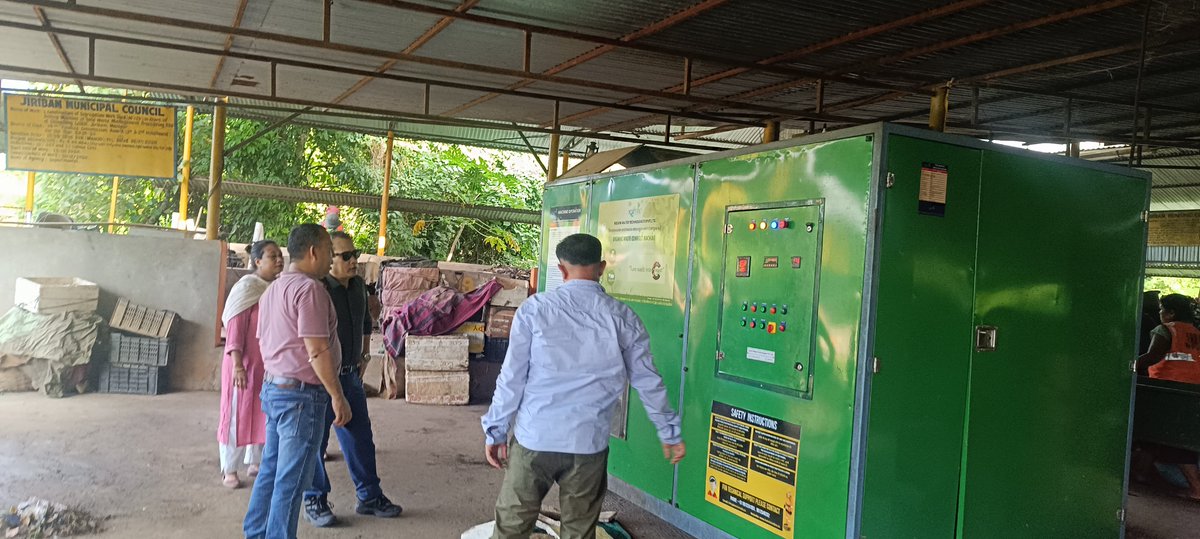 JiribamM's tweet photo. Joint Secretary, MAHUD, GOVERNMENT OF Manipur visited SOLID WASTE MANAGEMENT PROCESSING SITE, Jiribam Municipal Council
@SwachhBharatMissionUrban@SBMU https://t.co/Hqi4o9BXXz