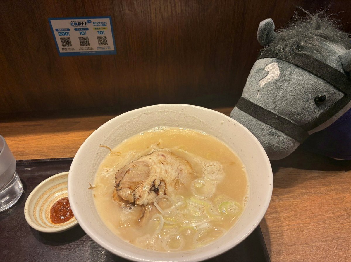zafer947's tweet photo. イッテQで紹介していた、ルーマニアの川の水を利用した洗濯機が見覚えあると思ったら、テレ東の職人ワゴンで直したやつだ！キレイに使われてて凄っ！ https://t.co/3j1yFfJDK0